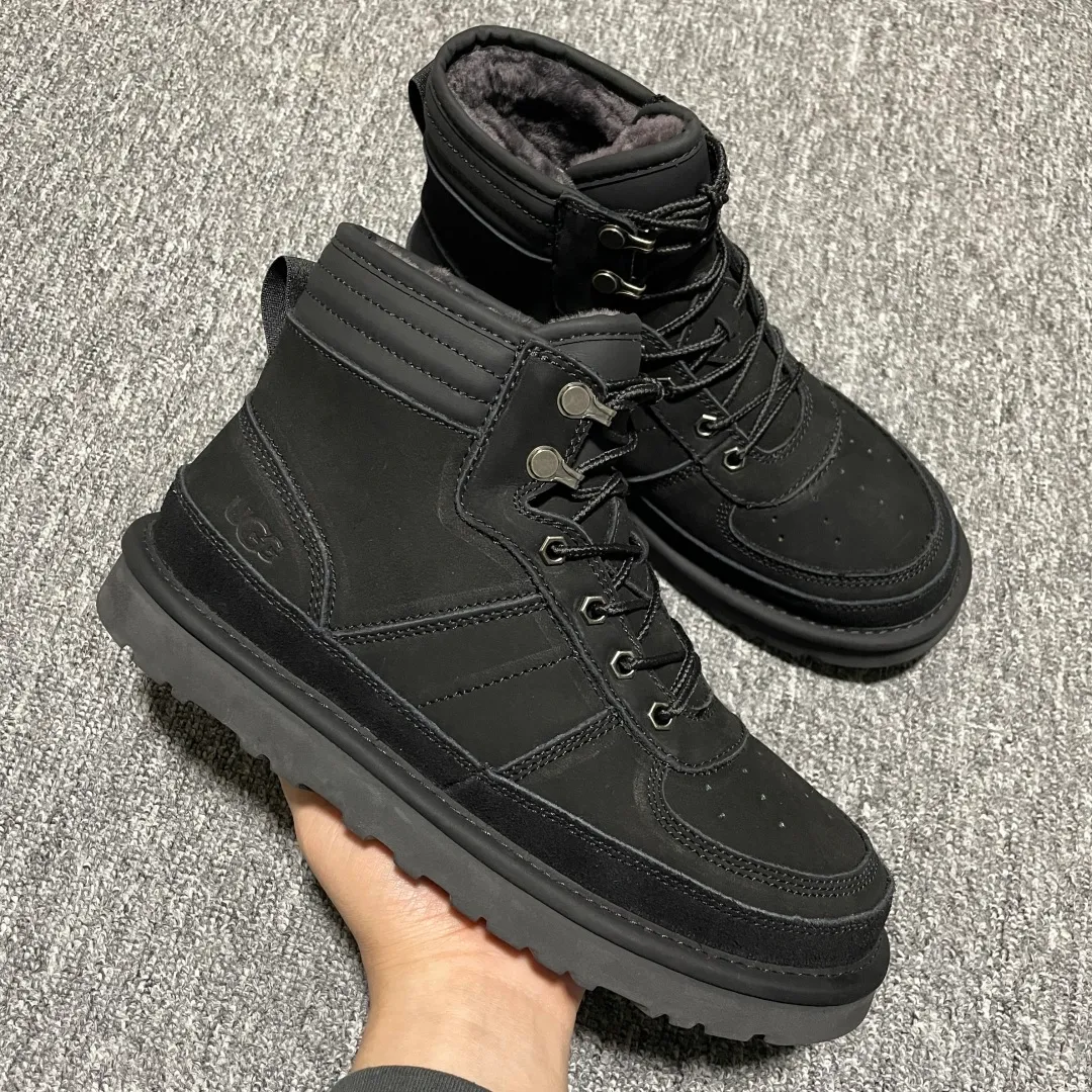 Pick up locally 💰640. The core recommendation is good price. The platform is exclusively for foreign trade. UGG men's snow boots 1097089. The foreign trade platform is full of Z. High-end retail is exclusively for quality. Produced by the production line of a ten-year-old brand shoemaking factory. Pay attention to every detail. Longfeng A-grade genuine sheep fur is integrated. Created in full compliance with the ZP process. Size: 40 41 42 43 44